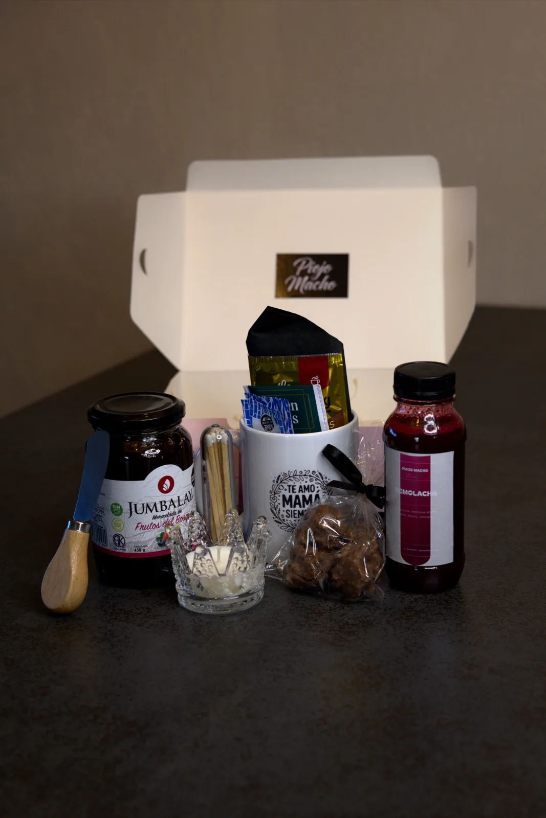 Caja de desayuno real de Piojo Macho